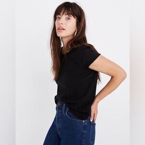 Brave Soul black t-shirt size XS NWT